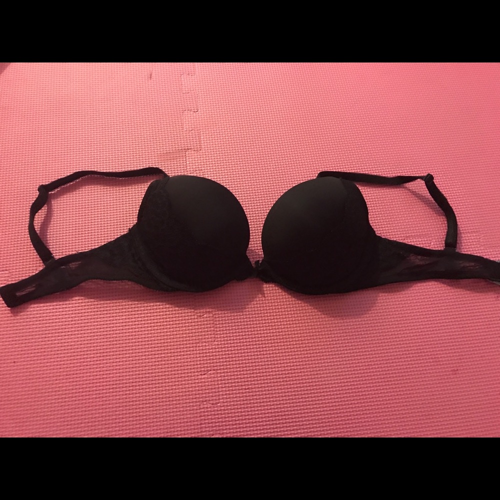 Victoria’s Secret Dream Angles Plunge Bra